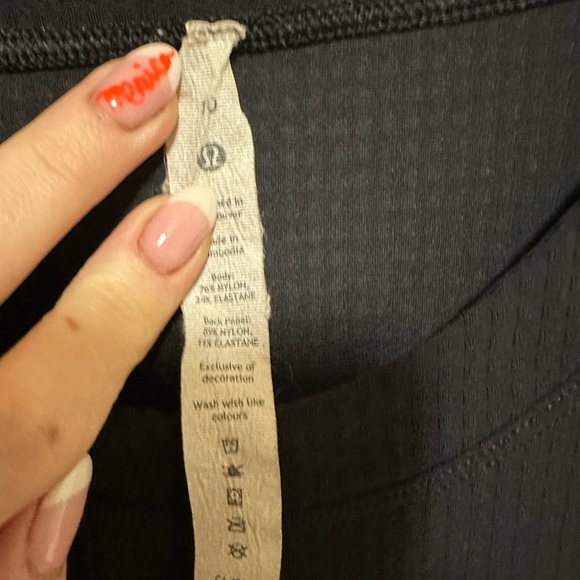 Lululemon Athletica Black Fitted Long Sleeve Tee - Picture 2 of 5